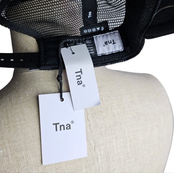 TNA Black Trucker Hat OS NEW - Picture 4 of 6